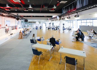 Messe Karlsruhe offers conference packages for corona-compliant events with 30 to 200 people