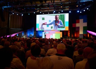 Karlsruher Kongresszentrum steht erneut ganz im Zeichen des Glaubens
