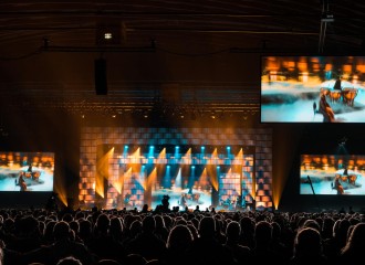 Willow Creek Leitungskongress 2024 zum dritten Mal in der dm-arena: Impulse für eine zukunftsweisende Kirche 