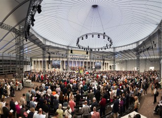 Karlsruhe steht im Scheinwerferlicht der christlichen Welt